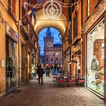 Urbanicooh San Petronio - Torre Asinelli View Apartment Bologna Exterior photo
